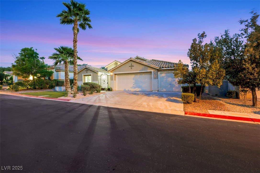 1594 Pontine Court, Henderson, Nevada image 5