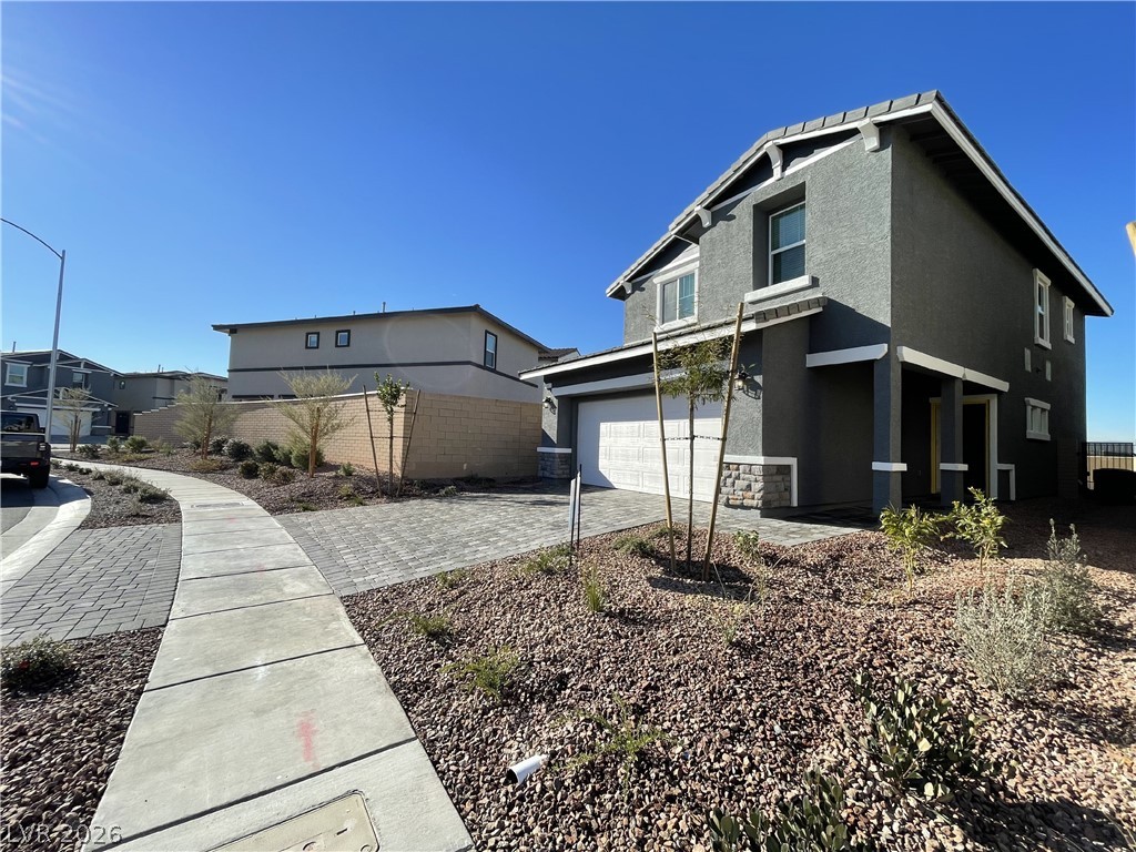 1183 Ruby Lark Street