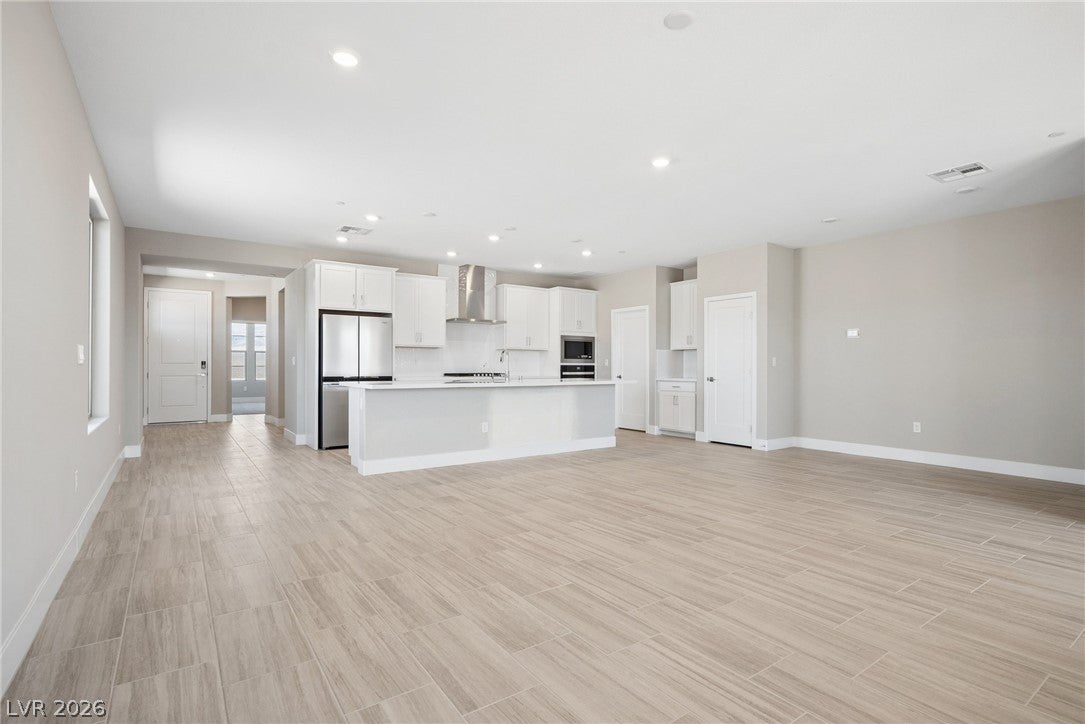 9725 Sangria Sunrise Avenue