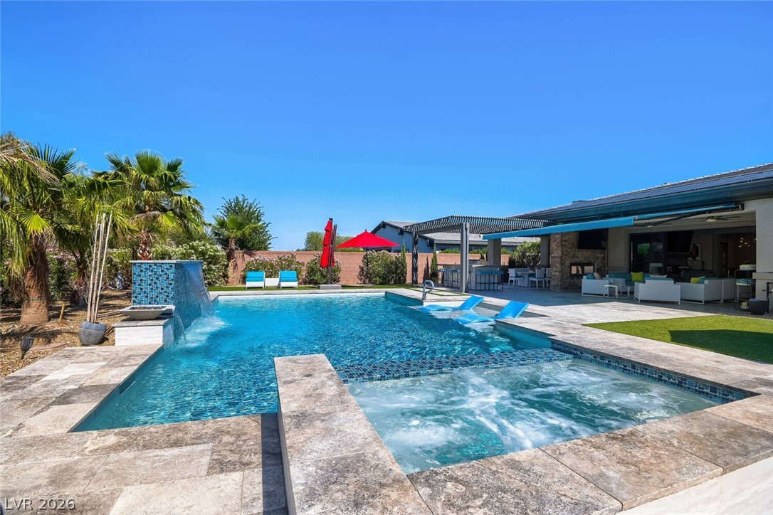 8494 Wolf Mountain Court