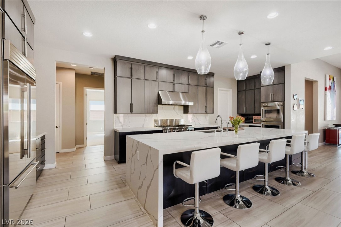8494 Wolf Mountain Court