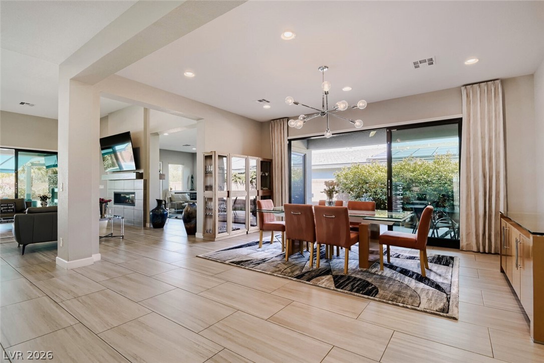 8494 Wolf Mountain Court