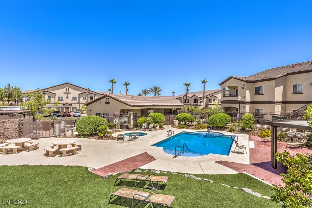 2291 W Horizon Ridge Parkway #13274, Henderson, Nevada image 2