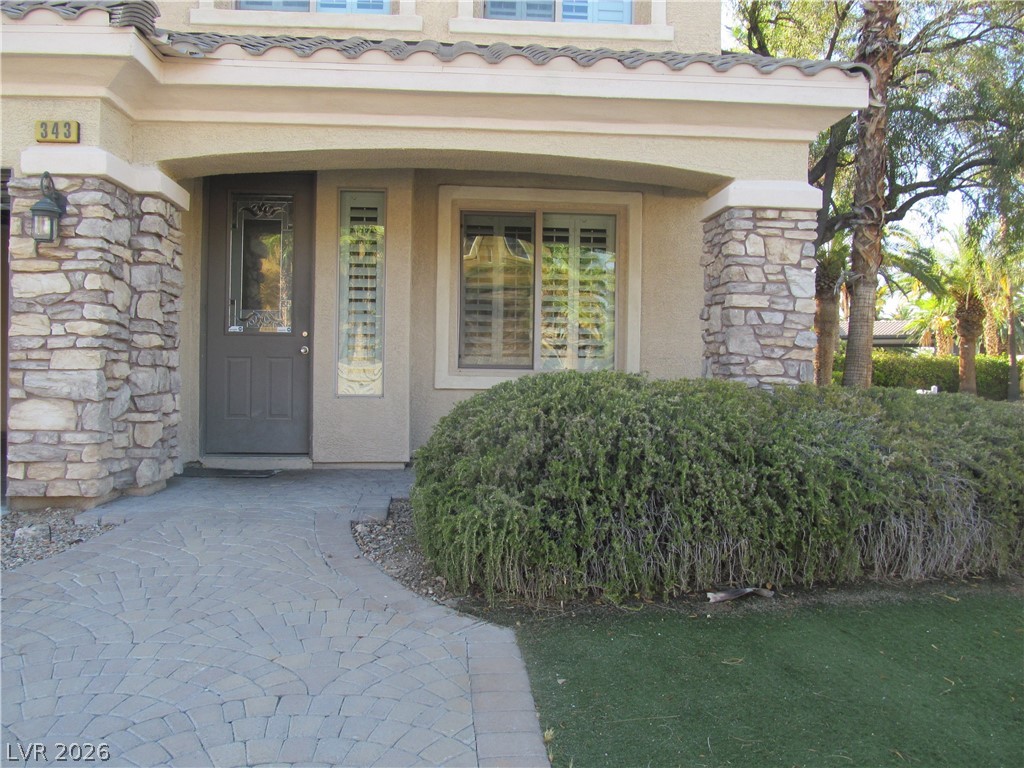 343 CENTER GREEN Drive