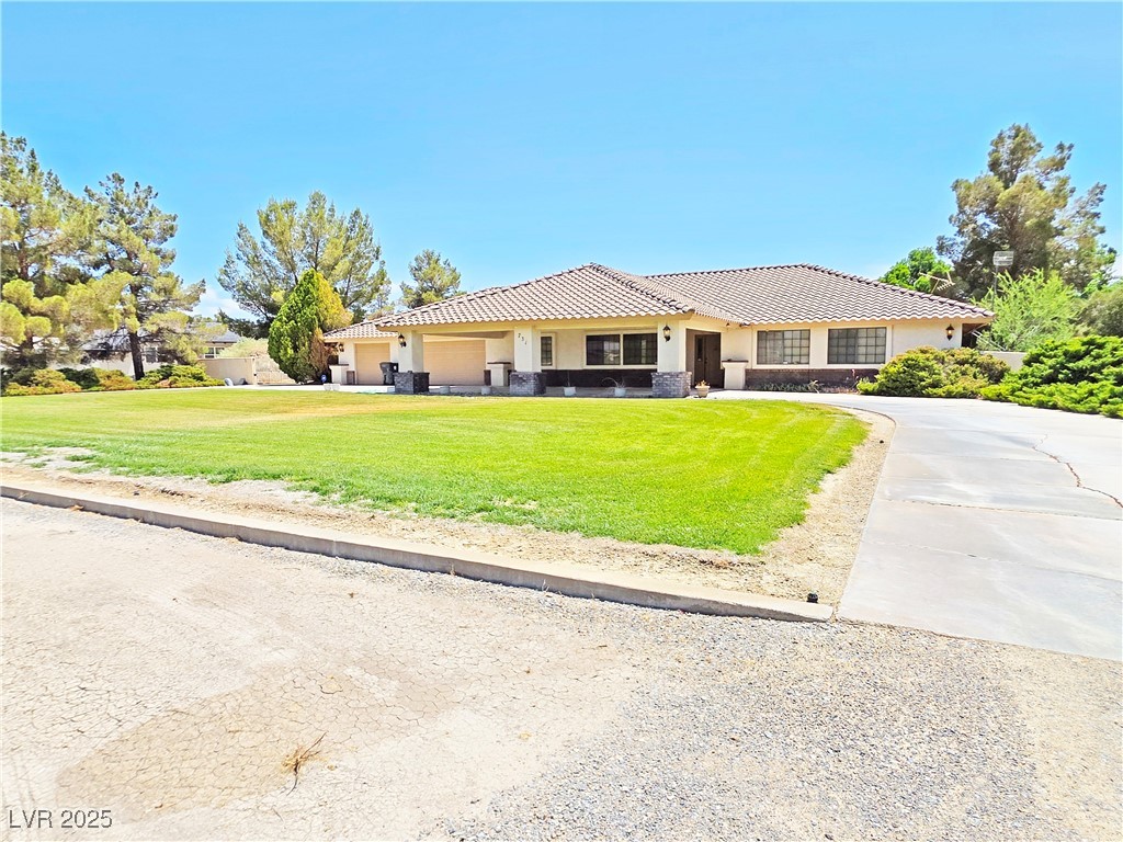 731 W Calvada Boulevard, Pahrump, Nevada image 1