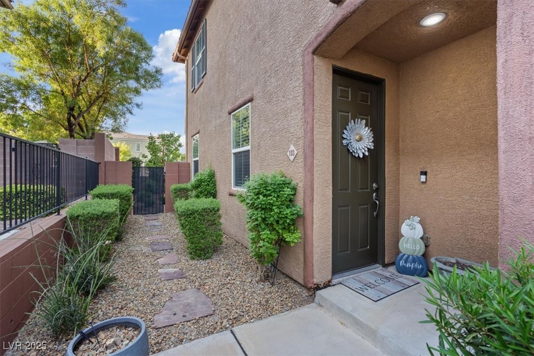 9116 Alpine Grove Avenue 103