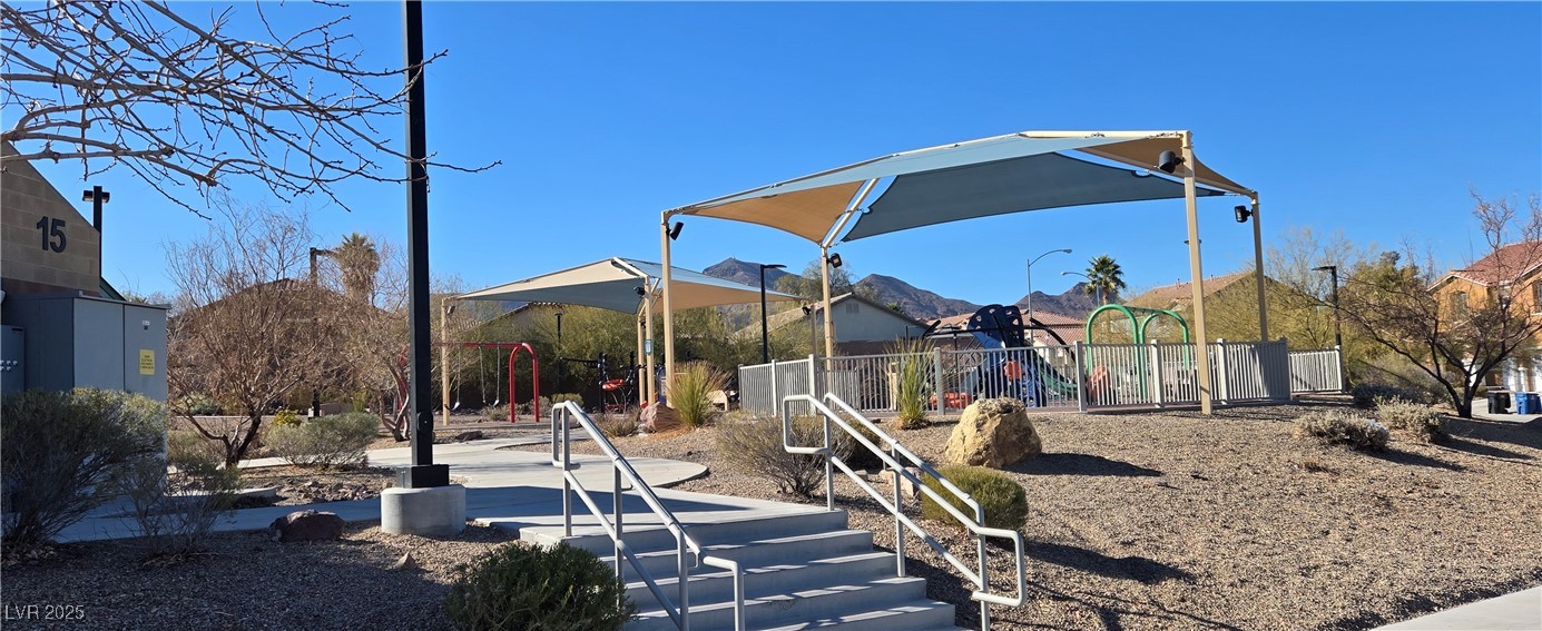 Henderson, Nevada 89002, United States, 3 Bedrooms Bedrooms, ,2 BathroomsBathrooms,Residential,Pending,11167