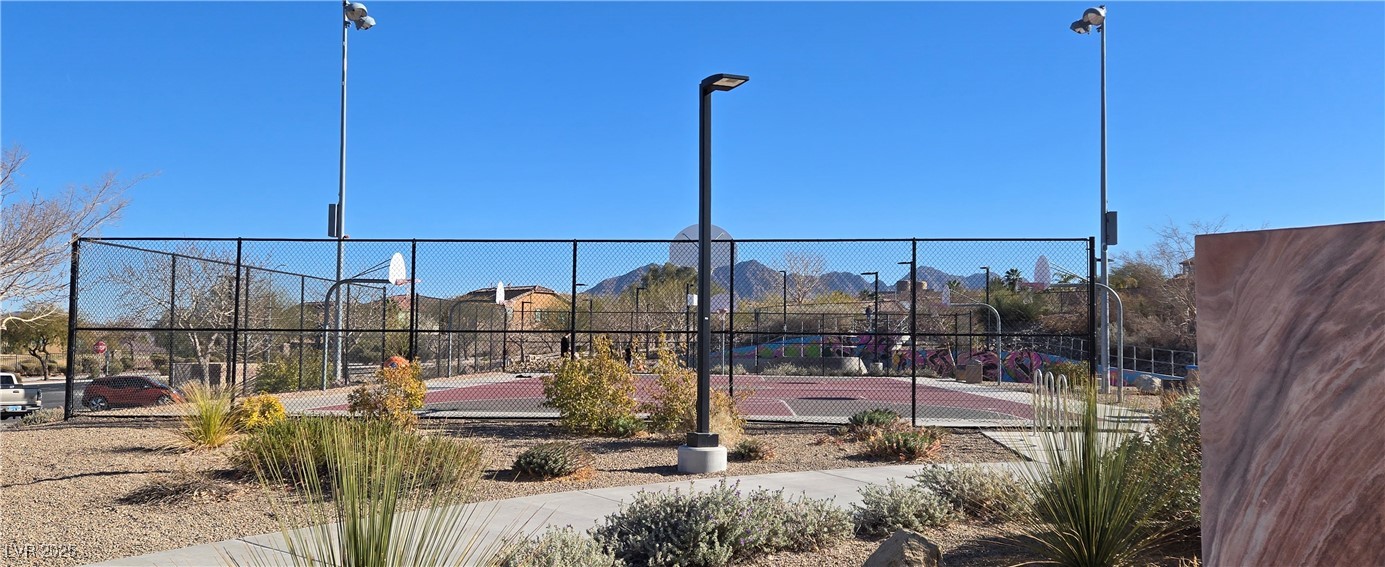 Henderson, Nevada 89002, United States, 3 Bedrooms Bedrooms, ,2 BathroomsBathrooms,Residential,Pending,11167