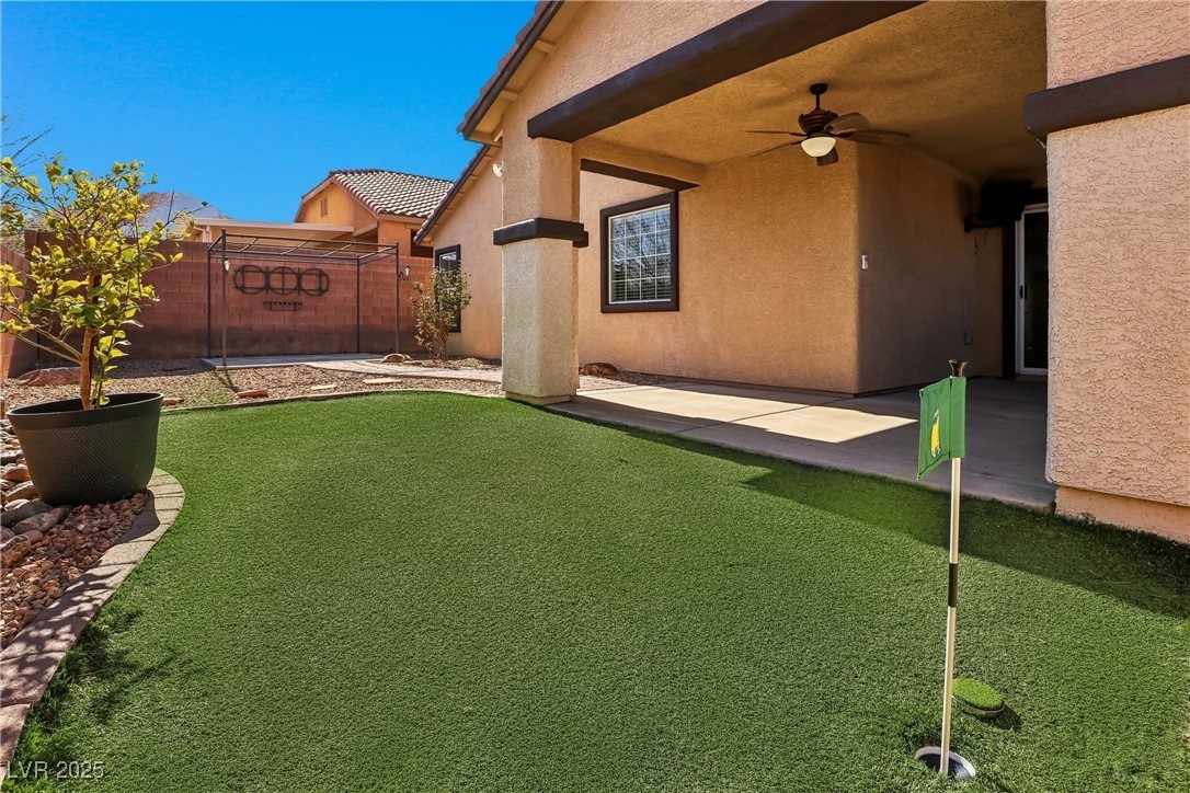 Henderson, Nevada 89002, United States, 3 Bedrooms Bedrooms, ,2 BathroomsBathrooms,Residential,Pending,11167