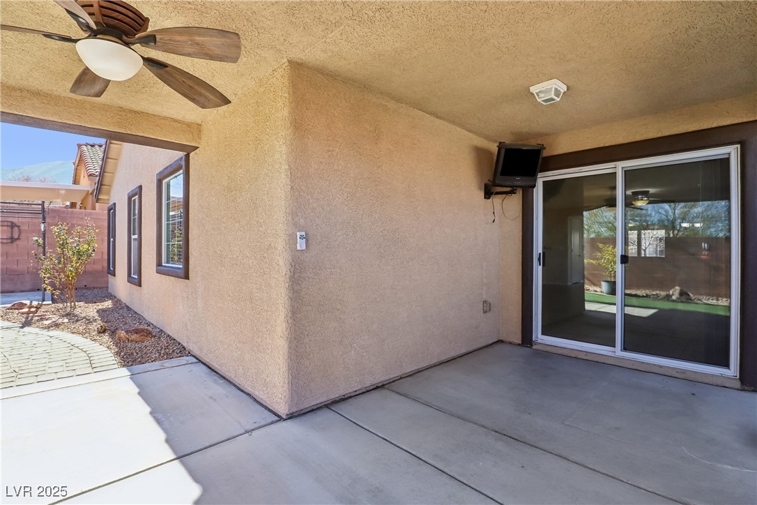 Henderson, Nevada 89002, United States, 3 Bedrooms Bedrooms, ,2 BathroomsBathrooms,Residential,Pending,11167