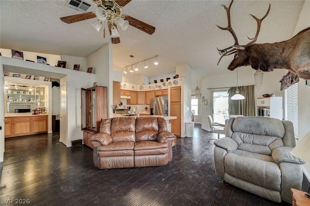 8017 Coffee Tree Court