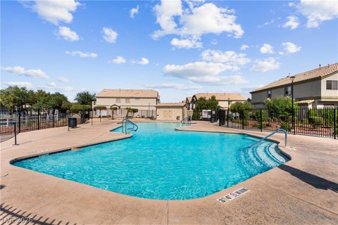 Townhouse For Sale - 6434 Rusticated Stone Avenue #101<br/> Henderson, NV 89011
