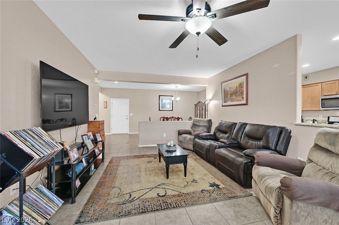 7525 Lintwhite Street