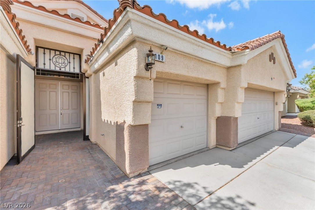 109 Whitetail Archery Avenue