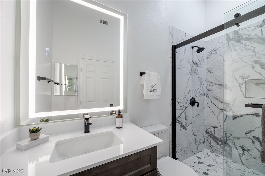 540 W Horizon Ridge Parkway 1902