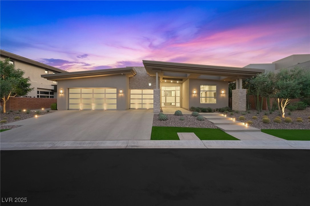 11 Hawkeye Lane