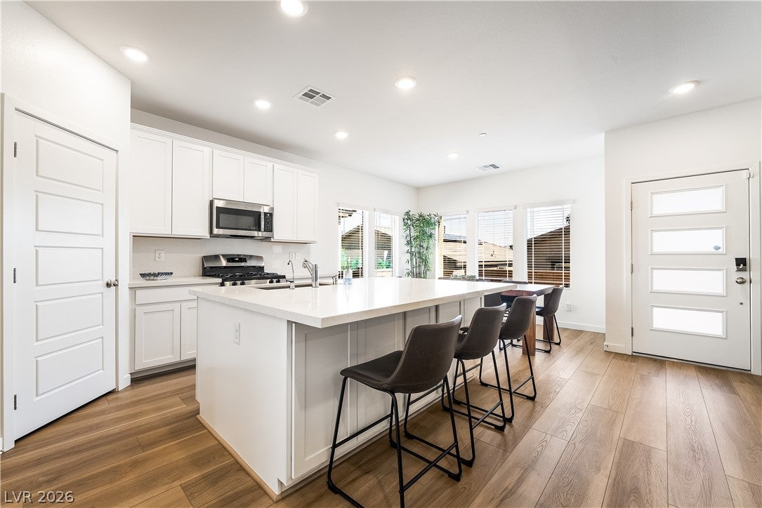 392 Aravalli Crest Street