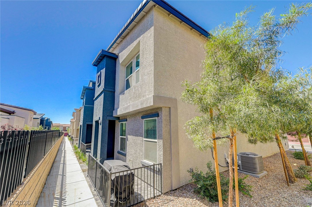 6928 Honor Hill Street