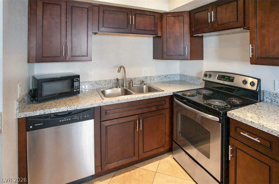 929 Boulder Mesa Drive 102