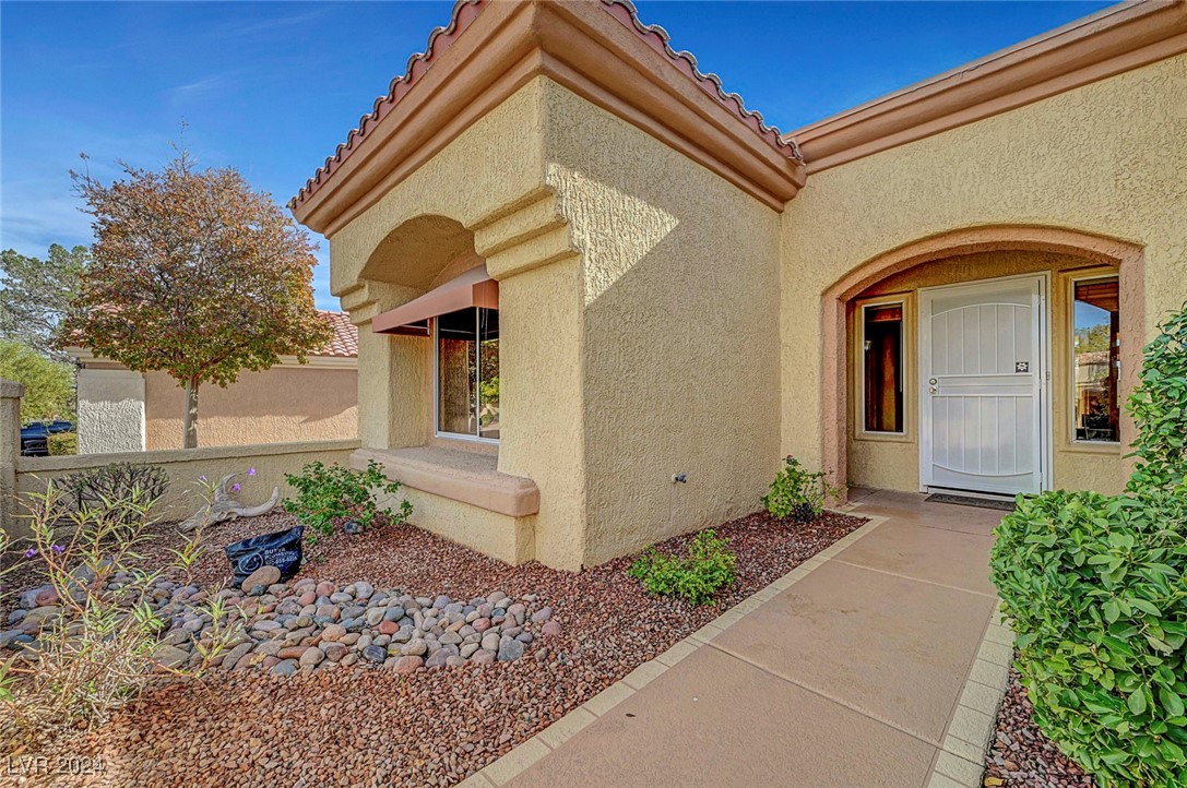 9833 Villa Ridge Drive, Las Vegas, Nevada image 4