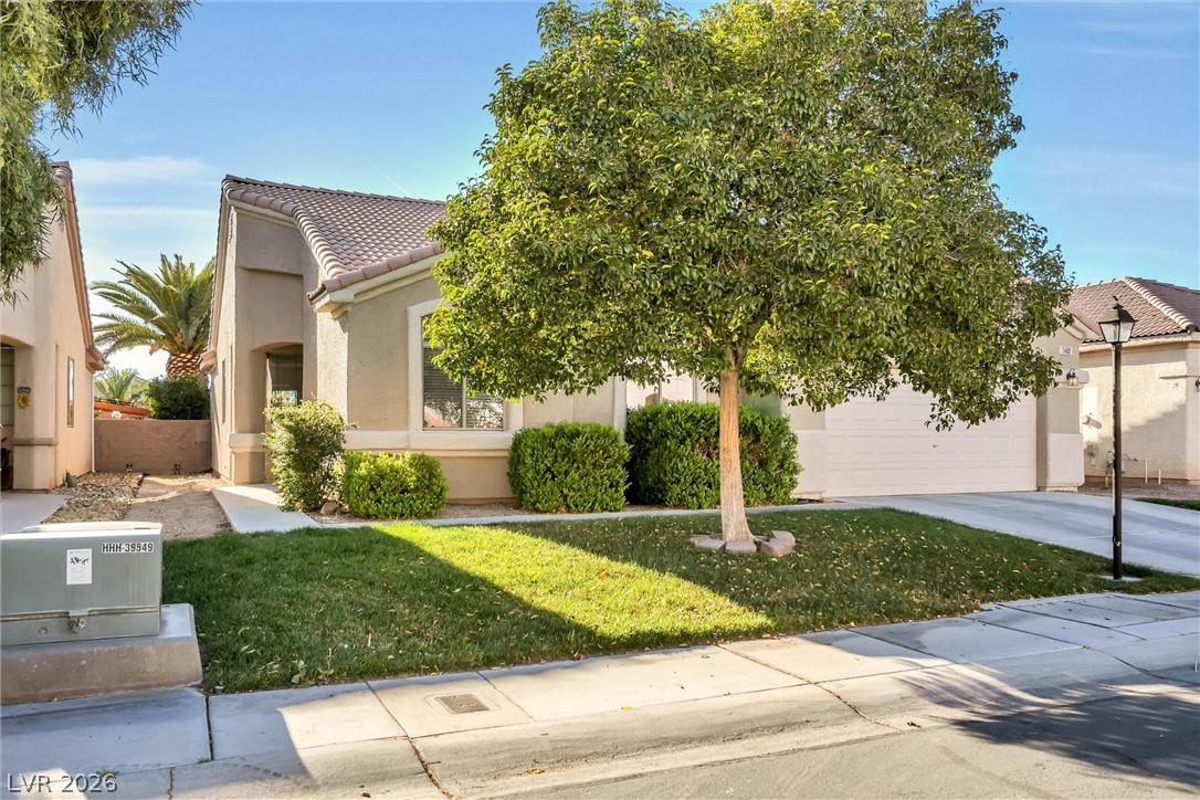 7493 Majestic Bay Street