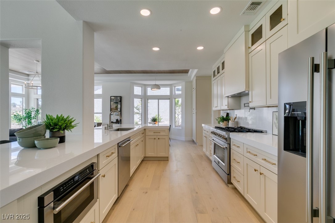 Properties 1 9425 Villa Ridge Drive