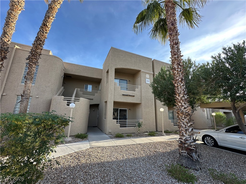2191 Bay Club Drive 202