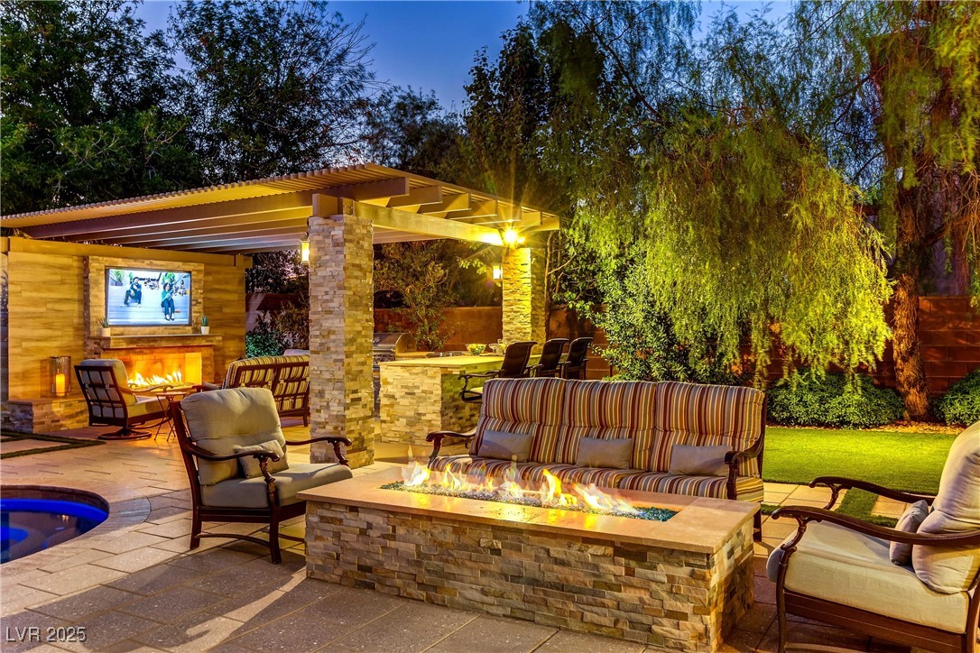 109 S Buteo Woods Lane