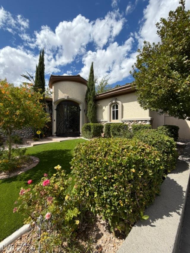 9312 Fontainbleu Drive