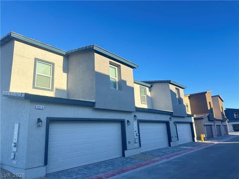 Townhouse For Rent - 9918 Saffron Hills Street<br/> Clark County, Las Vegas, NV 89141