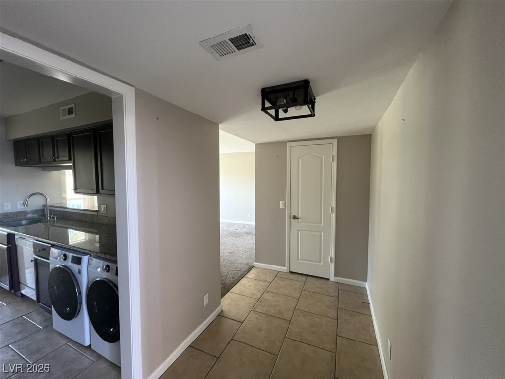 2855 Geary Place 3213