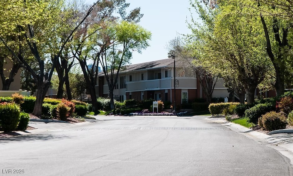 2855 Geary Place 3213