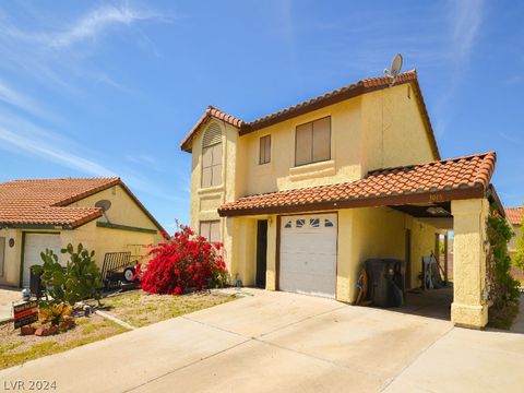 Single Family Residence in Laughlin NV 3015 Palo Verde Drive 1.jpg