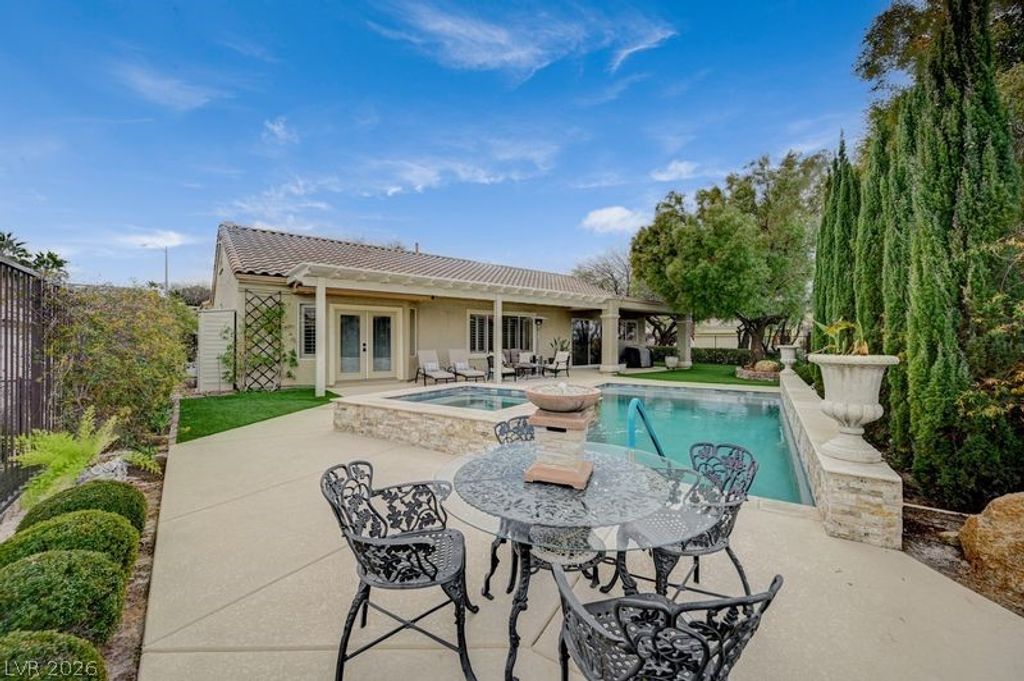 Photo of 2009 Fern Hill Court, Henderson, NV 89052 (MLS # 2754463)