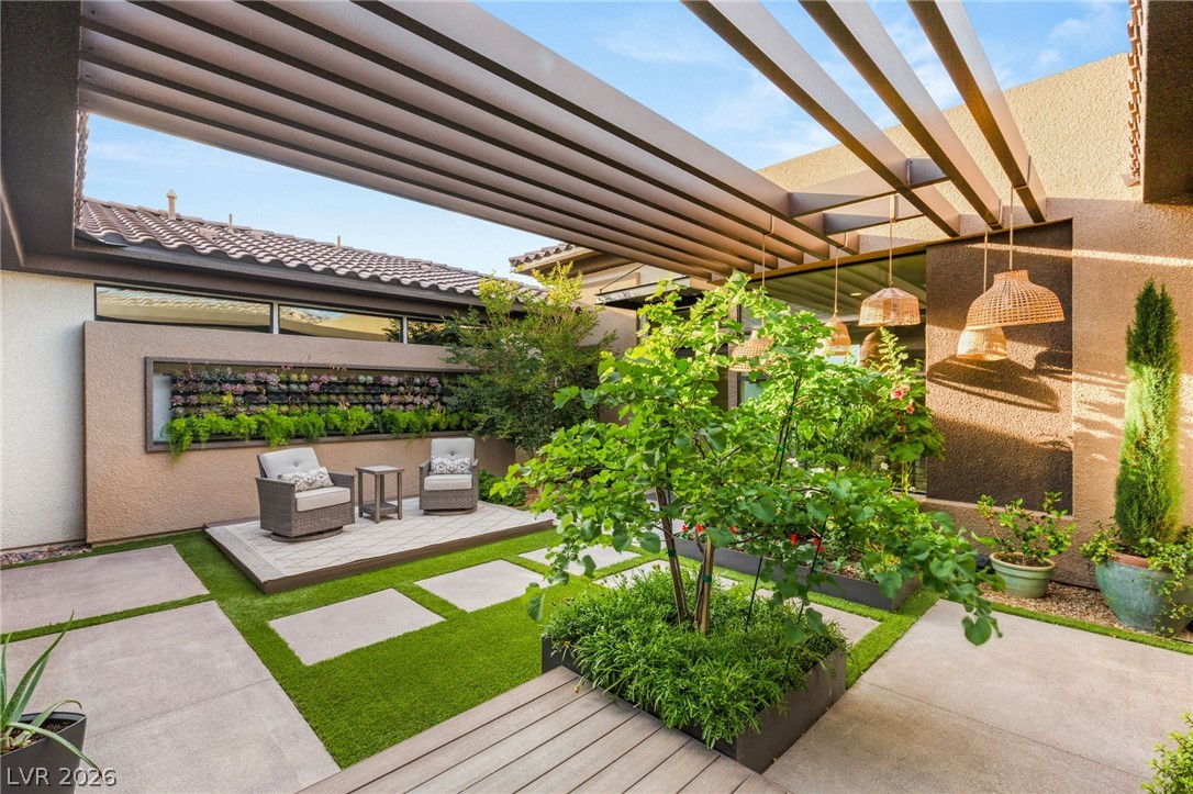 11152 San Terrazo Place