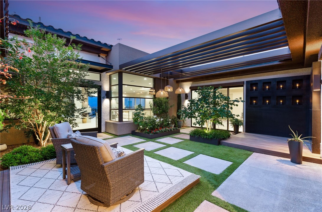 11152 San Terrazo Place