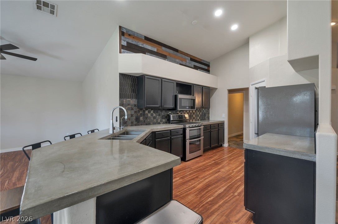 5325 Bright Sky Court