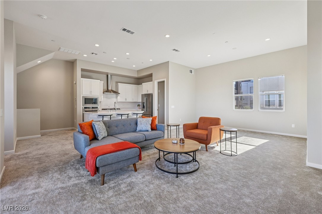 3338 Esker Ridge Avenue