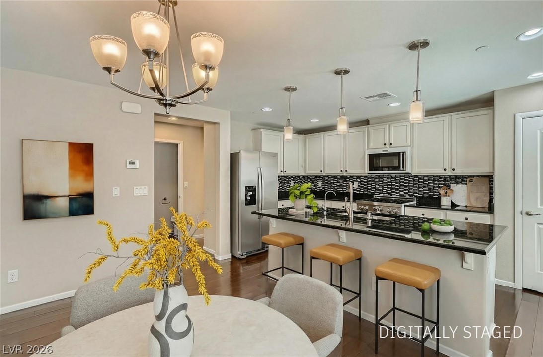 3037 Camino Sereno Avenue