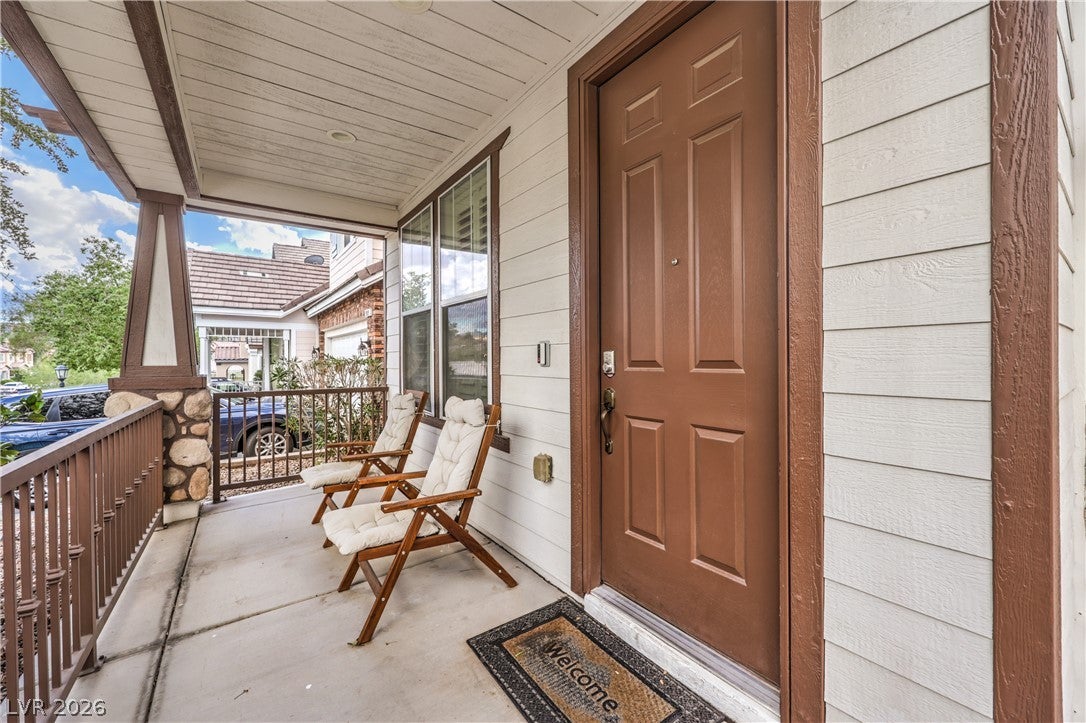985 Sparkling Light Street