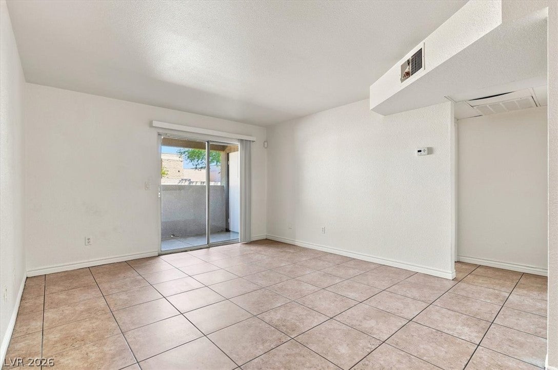 2606 S Durango Drive 179