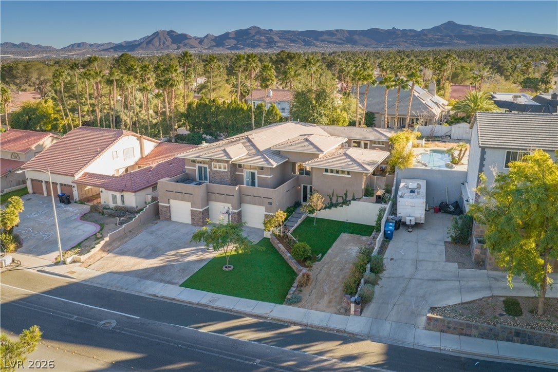 2817 High View Drive