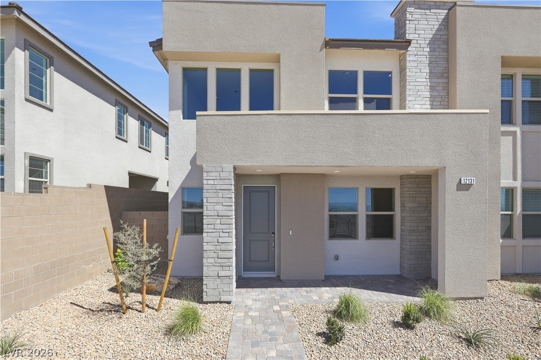 12131 Red Iris Ave
