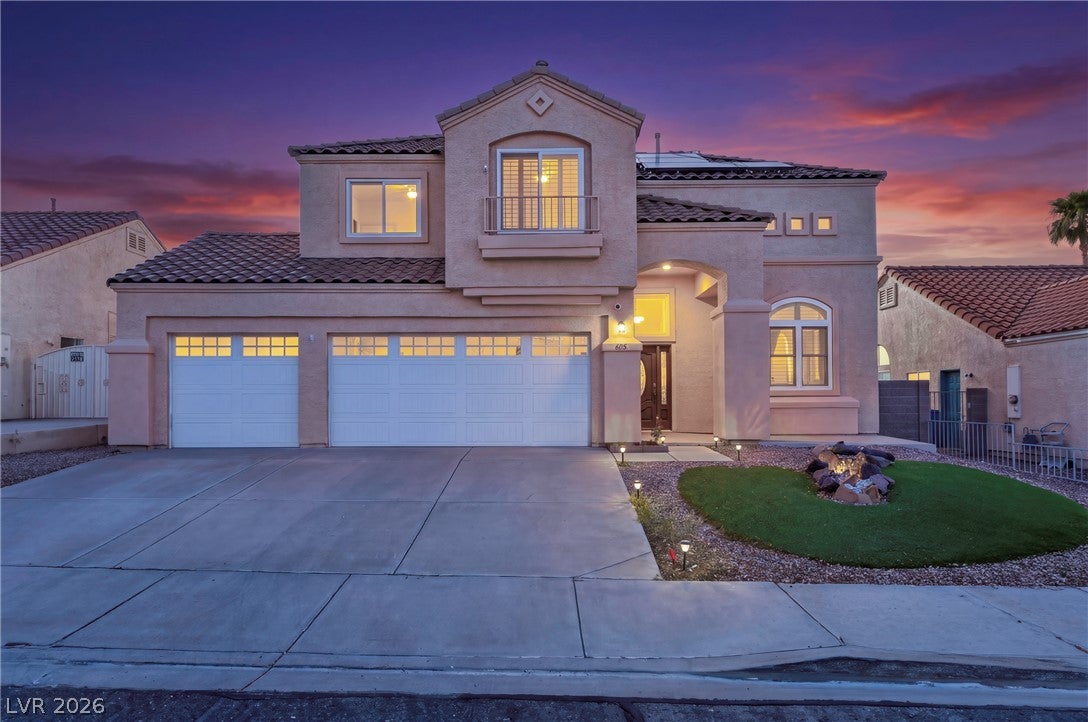 605 Lively Fiesta Way