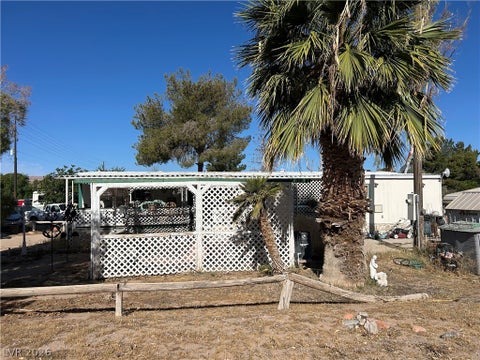 Mobile Home For Sale - 1720 Whipple Avenue<br/> Logandale, NV 89021