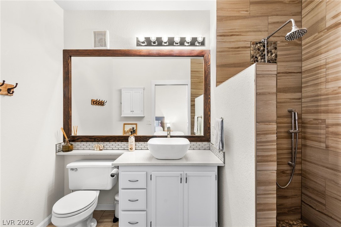 1830 N Buffalo Drive 2097