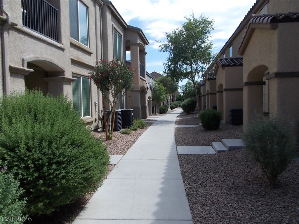 4611 Townwall Street