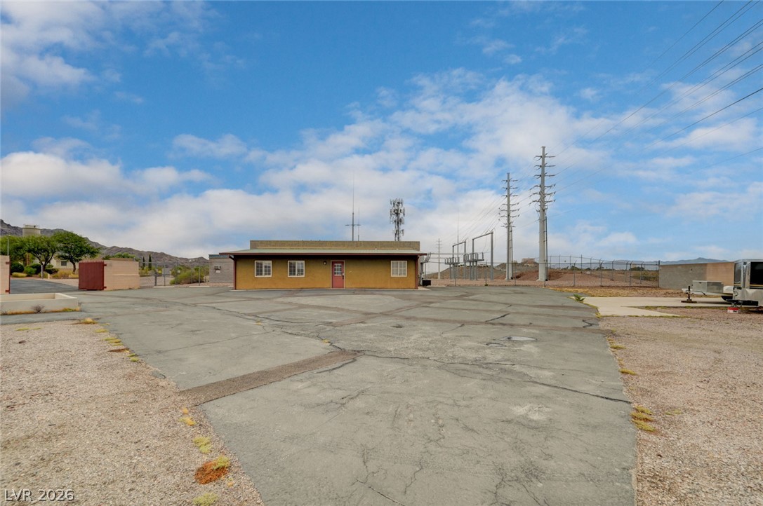 1005 Industrial Road