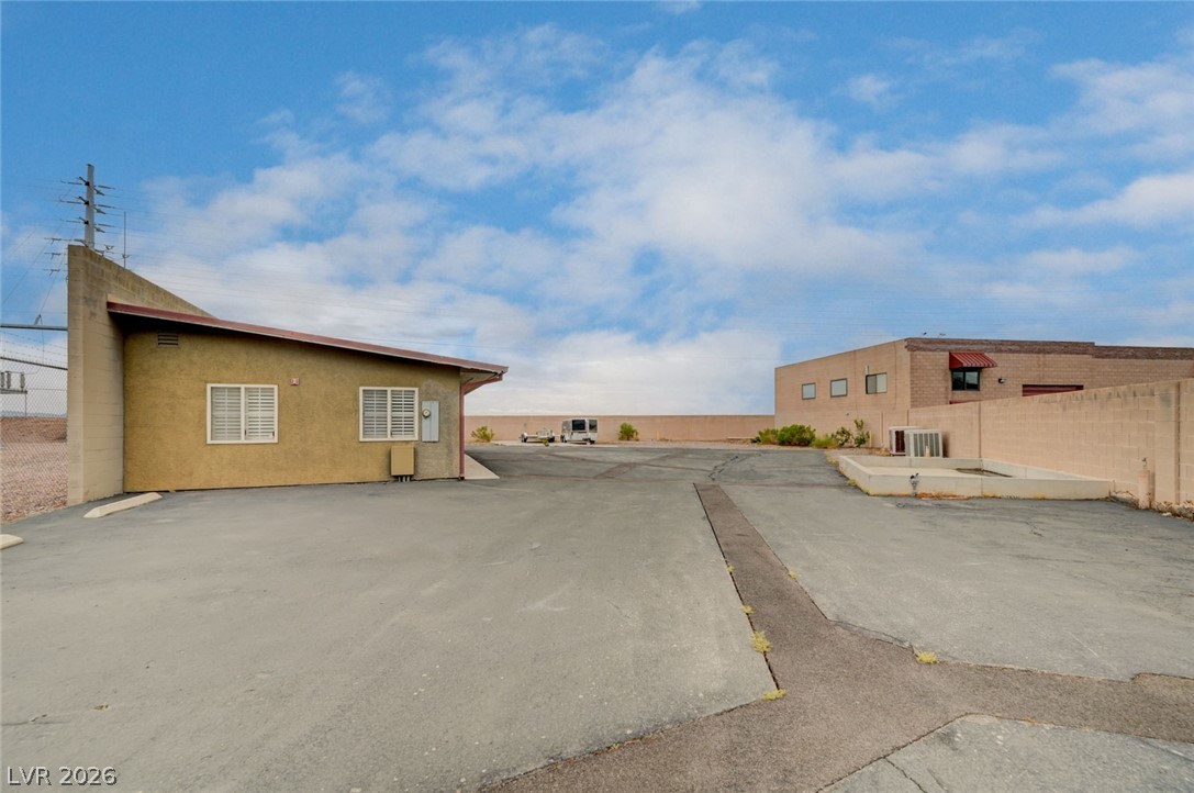 1005 Industrial Road