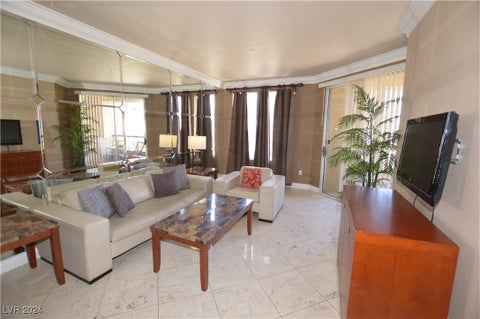 Photo of 260 E Flamingo Road #225, Las Vegas, NV 89169 (MLS # 2617832)